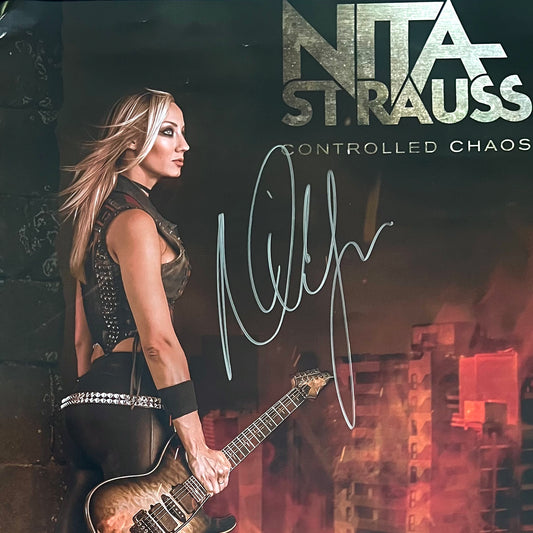 Póster Nita Strauss (Controlled Chaos)