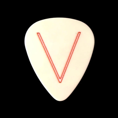 Pick Adam Levine (Maroon 5)