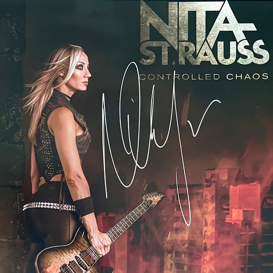 Póster Nita Strauss (Controlled Chaos)